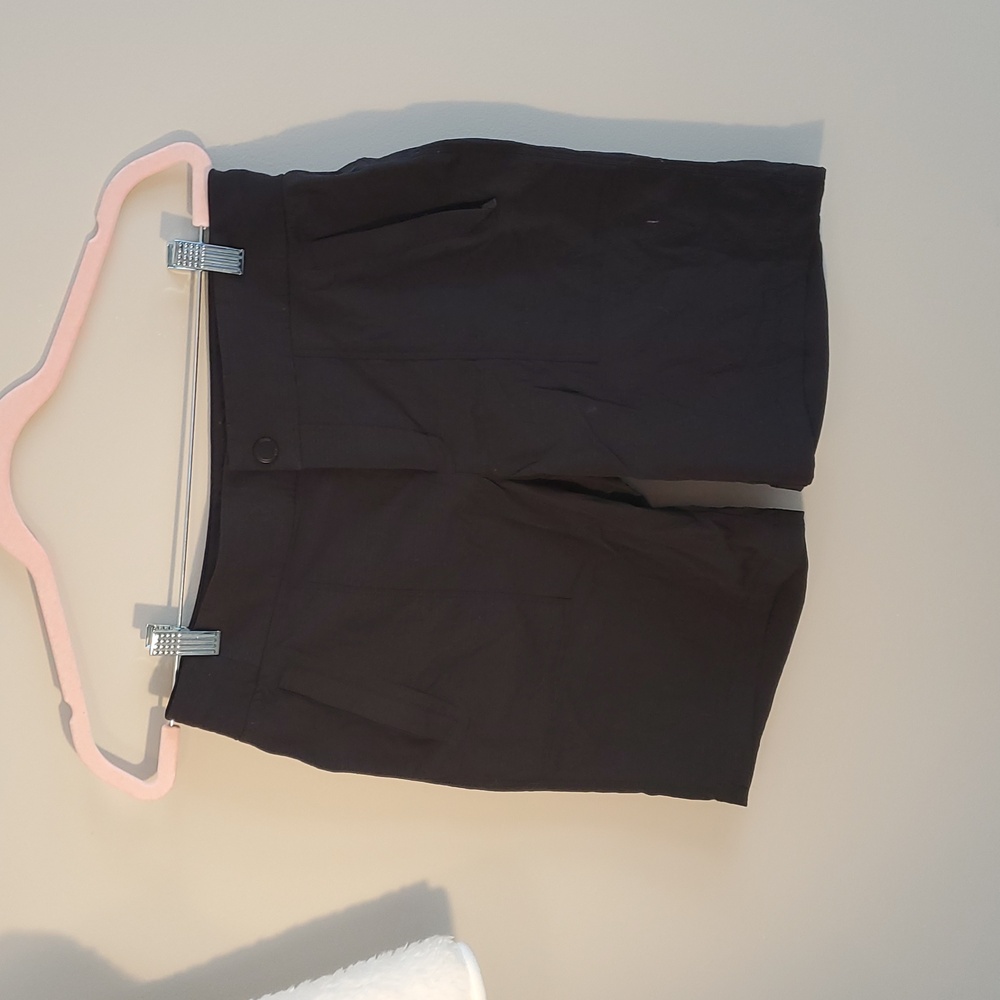 Athleta Trekkie Hiking  Shorts